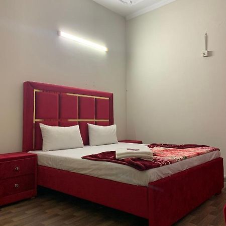Eden Plus Executive Hotel Лахор Екстер'єр фото