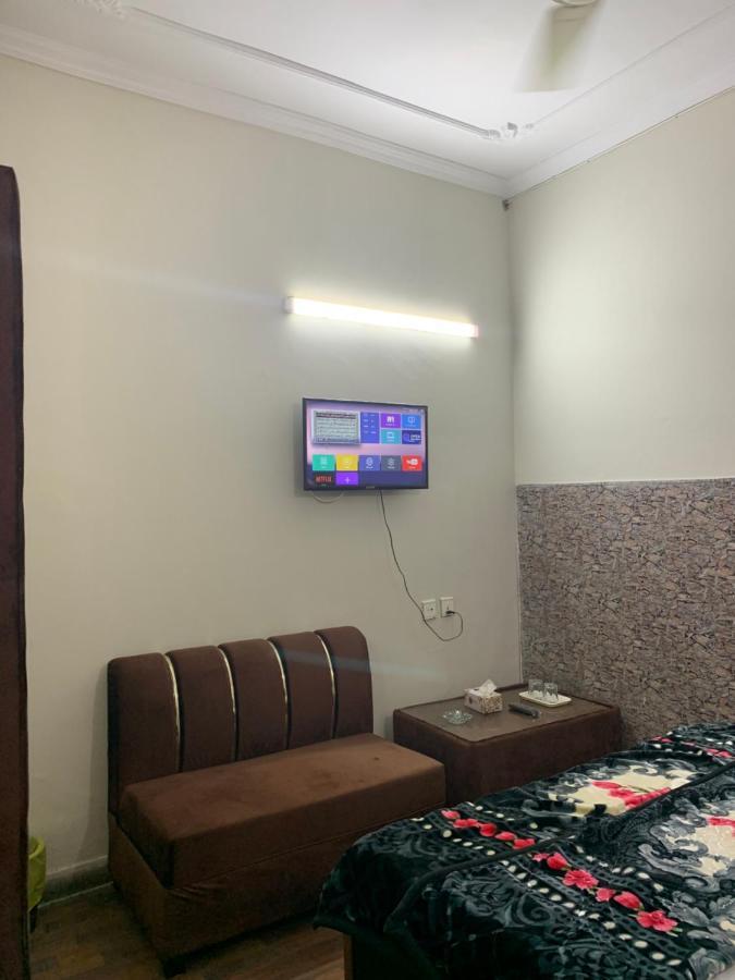 Eden Plus Executive Hotel Лахор Екстер'єр фото
